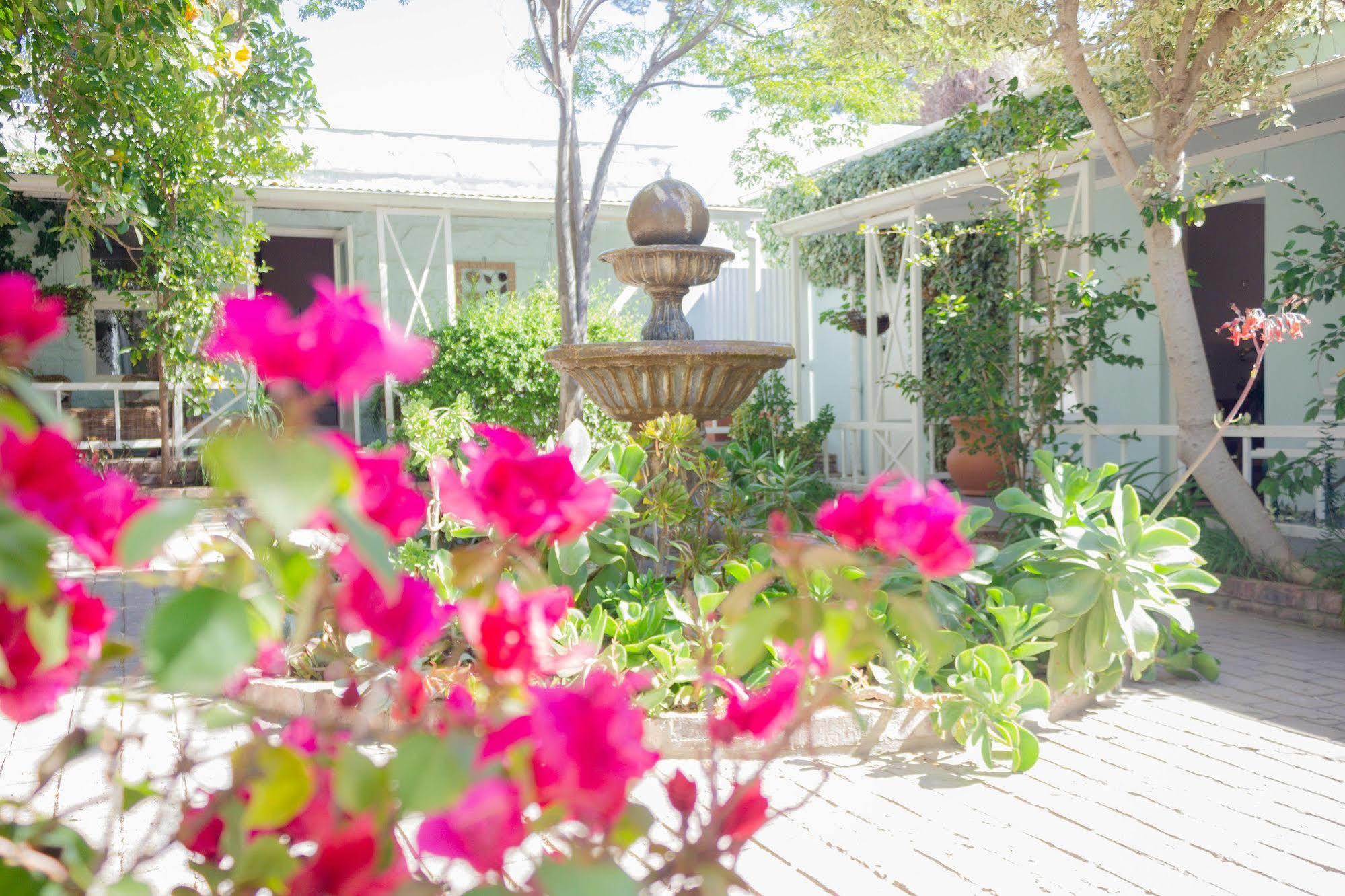 Bed and Breakfast Adley House Oudtshoorn Zewnętrze zdjęcie